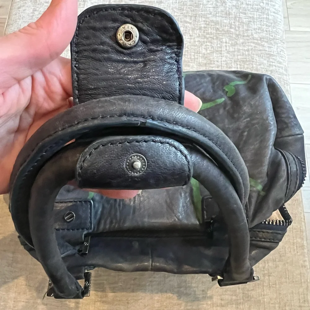 Vintage Tory Burch- Blue Leather Bowling Tote with Hand Painted Green Spider - Picture 10 of 10